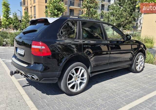 Чорний Порше Cayenne, об'ємом двигуна 4.8 л та пробігом 265 тис. км за 10000 $, фото 6 на Automoto.ua