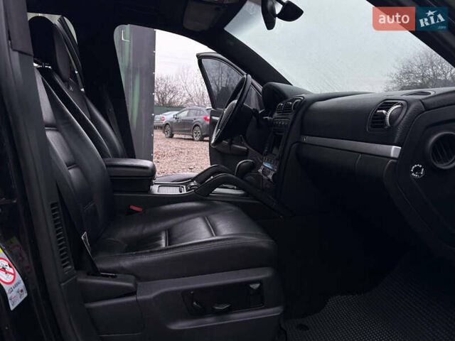 Чорний Порше Cayenne, об'ємом двигуна 3.6 л та пробігом 125 тис. км за 9600 $, фото 18 на Automoto.ua