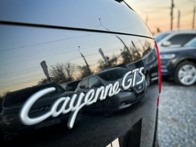Чорний Порше Cayenne, об'ємом двигуна 4.8 л та пробігом 135 тис. км за 13500 $, фото 7 на Automoto.ua