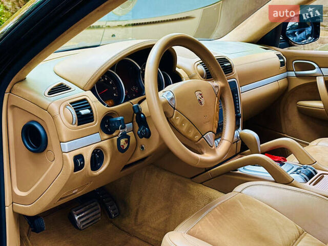 Порше Каен 2008 в Днепре (Днепропетровске) на Automoto.ua Черный Порше Каен, объемом двигателя 4.8 л и пробегом 147 тыс. км за 11700 $, фото 10 на Automoto.ua