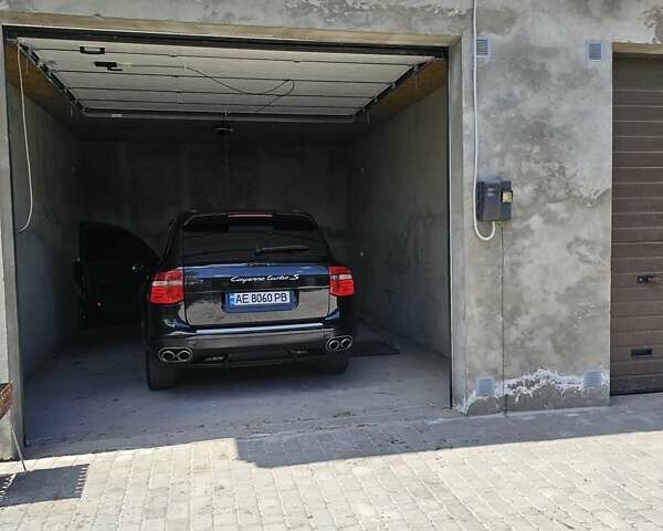 Чорний Порше Cayenne, об'ємом двигуна 4.8 л та пробігом 153 тис. км за 13500 $, фото 20 на Automoto.ua