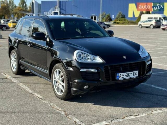 Чорний Порше Cayenne, об'ємом двигуна 4.8 л та пробігом 187 тис. км за 12200 $, фото 1 на Automoto.ua
