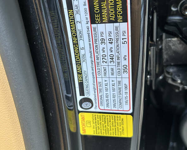 Черный Порше Каен, объемом двигателя 4.8 л и пробегом 140 тыс. км за 15000 $, фото 18 на Automoto.ua