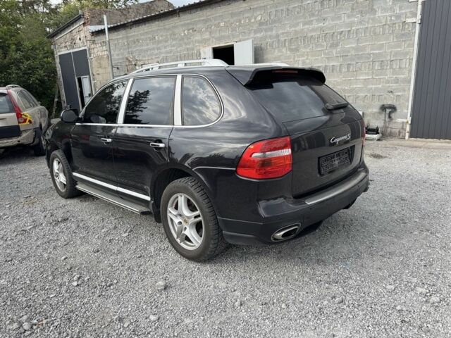 Чорний Порше Cayenne, об'ємом двигуна 0 л та пробігом 250 тис. км за 4500 $, фото 1 на Automoto.ua