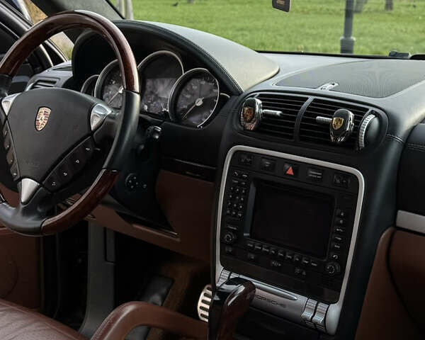 Черный Порше Каен, объемом двигателя 4.81 л и пробегом 180 тыс. км за 9000 $, фото 21 на Automoto.ua