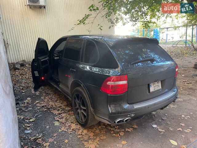Чорний Порше Cayenne, об'ємом двигуна 4.8 л та пробігом 180 тис. км за 8000 $, фото 2 на Automoto.ua