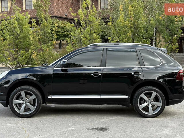Чорний Порше Cayenne, об'ємом двигуна 3.6 л та пробігом 182 тис. км за 10499 $, фото 1 на Automoto.ua