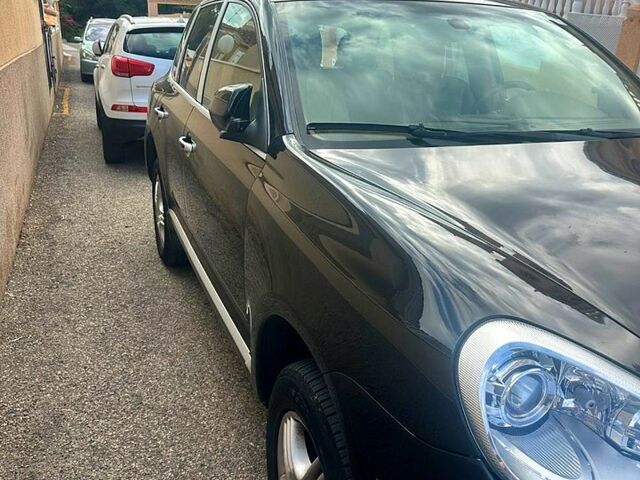 Черный Порше Каен, объемом двигателя 3.6 л и пробегом 175 тыс. км за 9000 $, фото 11 на Automoto.ua