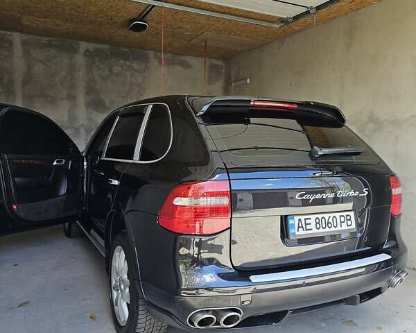 Чорний Порше Cayenne, об'ємом двигуна 4.8 л та пробігом 153 тис. км за 13500 $, фото 19 на Automoto.ua