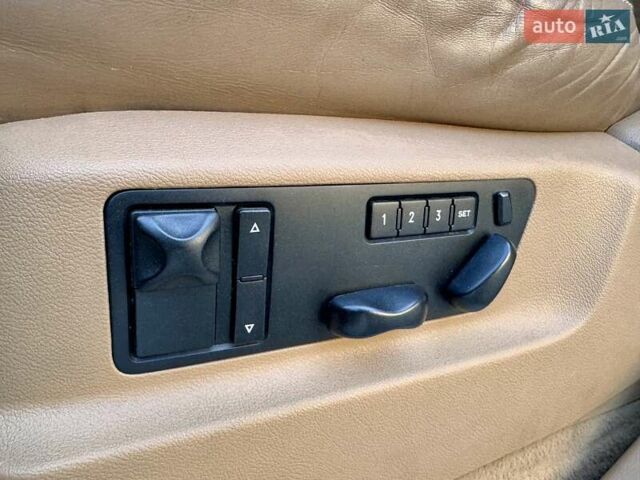 Черный Порше Каен, объемом двигателя 4.81 л и пробегом 181 тыс. км за 10900 $, фото 49 на Automoto.ua