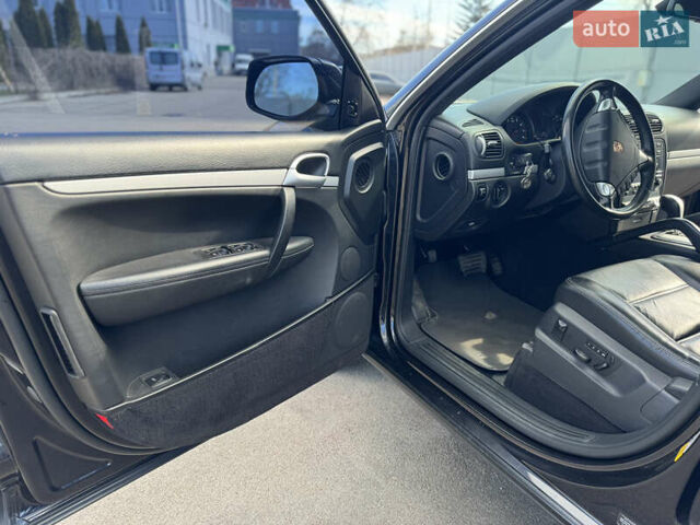 Черный Порше Каен, объемом двигателя 3.6 л и пробегом 167 тыс. км за 9800 $, фото 13 на Automoto.ua