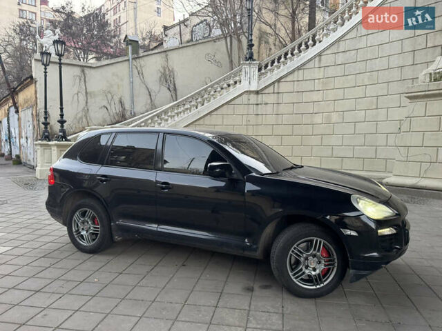 Черный Порше Каен, объемом двигателя 4.81 л и пробегом 140 тыс. км за 8000 $, фото 1 на Automoto.ua