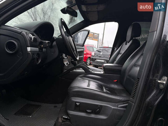 Чорний Порше Cayenne, об'ємом двигуна 3.6 л та пробігом 125 тис. км за 9600 $, фото 8 на Automoto.ua