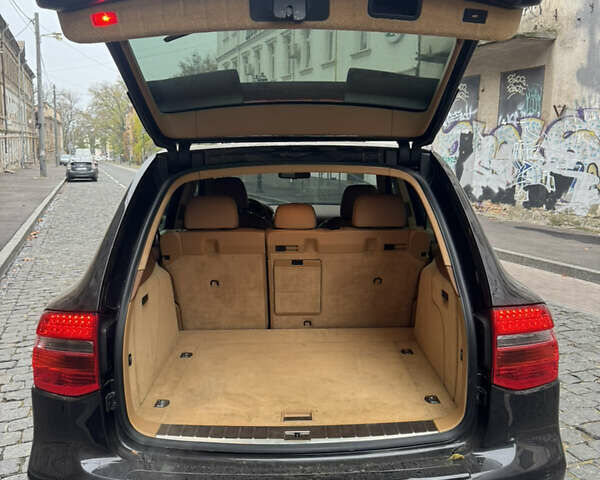 Черный Порше Каен, объемом двигателя 4.8 л и пробегом 140 тыс. км за 8500 $, фото 15 на Automoto.ua
