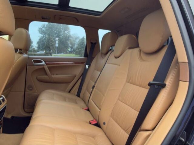 Чорний Порше Cayenne, об'ємом двигуна 4.8 л та пробігом 176 тис. км за 7499 $, фото 15 на Automoto.ua