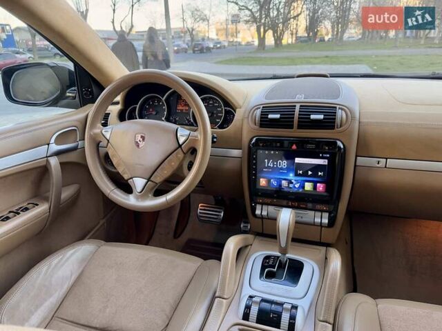 Черный Порше Каен, объемом двигателя 4.81 л и пробегом 181 тыс. км за 10900 $, фото 77 на Automoto.ua