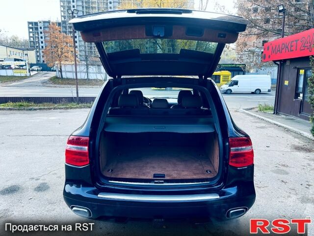 Чорний Порше Cayenne, об'ємом двигуна 4.8 л та пробігом 94 тис. км за 11900 $, фото 7 на Automoto.ua