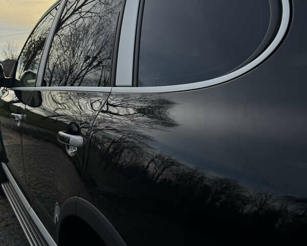 Черный Порше Каен, объемом двигателя 4.81 л и пробегом 180 тыс. км за 9000 $, фото 7 на Automoto.ua