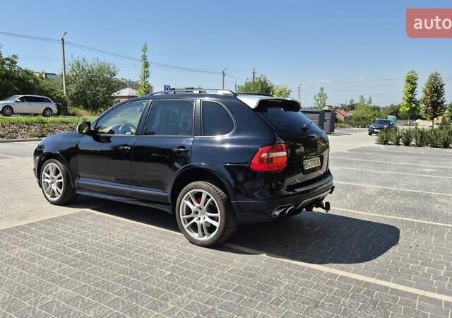 Чорний Порше Cayenne, об'ємом двигуна 4.8 л та пробігом 265 тис. км за 10000 $, фото 1 на Automoto.ua