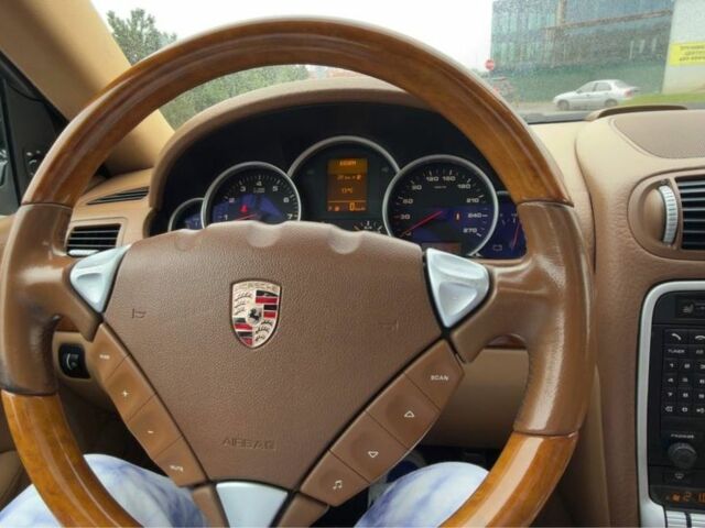 Чорний Порше Cayenne, об'ємом двигуна 4.8 л та пробігом 176 тис. км за 7499 $, фото 22 на Automoto.ua