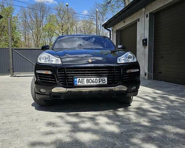 Чорний Порше Cayenne, об'ємом двигуна 4.8 л та пробігом 153 тис. км за 13500 $, фото 1 на Automoto.ua