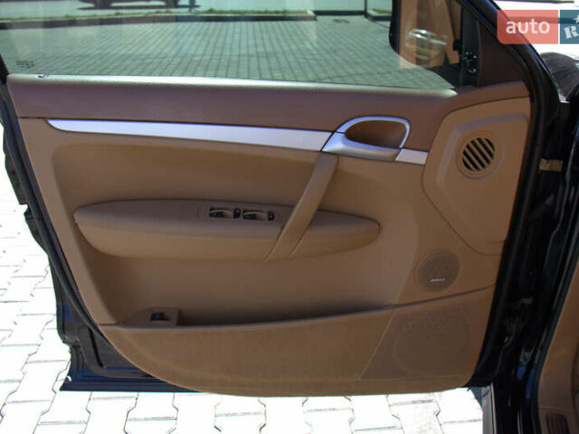 Чорний Порше Cayenne, об'ємом двигуна 4.81 л та пробігом 129 тис. км за 19999 $, фото 15 на Automoto.ua