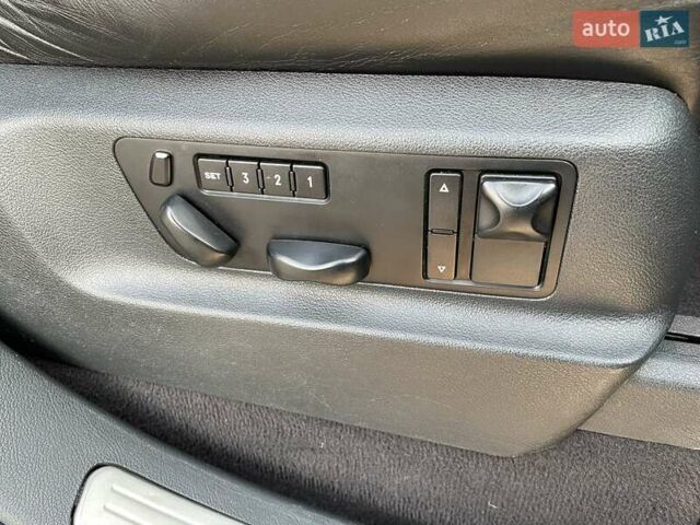 Черный Порше Каен, объемом двигателя 4.8 л и пробегом 130 тыс. км за 12900 $, фото 4 на Automoto.ua