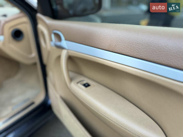 Черный Порше Каен, объемом двигателя 4.8 л и пробегом 178 тыс. км за 8900 $, фото 50 на Automoto.ua