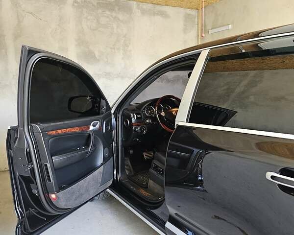 Чорний Порше Cayenne, об'ємом двигуна 4.8 л та пробігом 153 тис. км за 13500 $, фото 18 на Automoto.ua