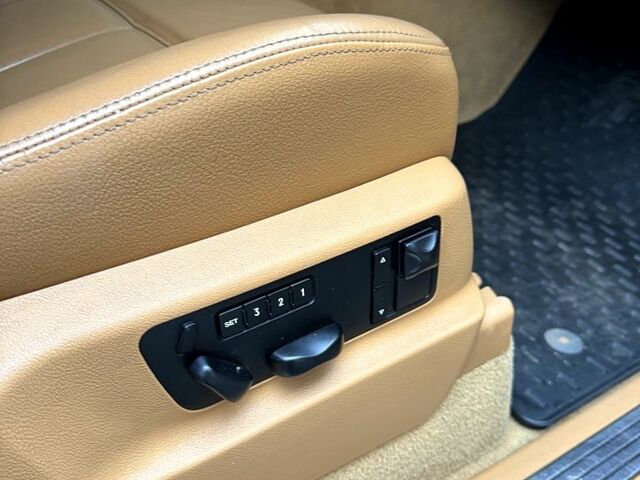 Черный Порше Каен, объемом двигателя 4.8 л и пробегом 140 тыс. км за 7500 $, фото 10 на Automoto.ua