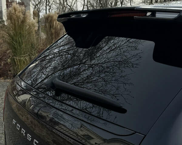 Черный Порше Каен, объемом двигателя 4.81 л и пробегом 180 тыс. км за 9000 $, фото 15 на Automoto.ua