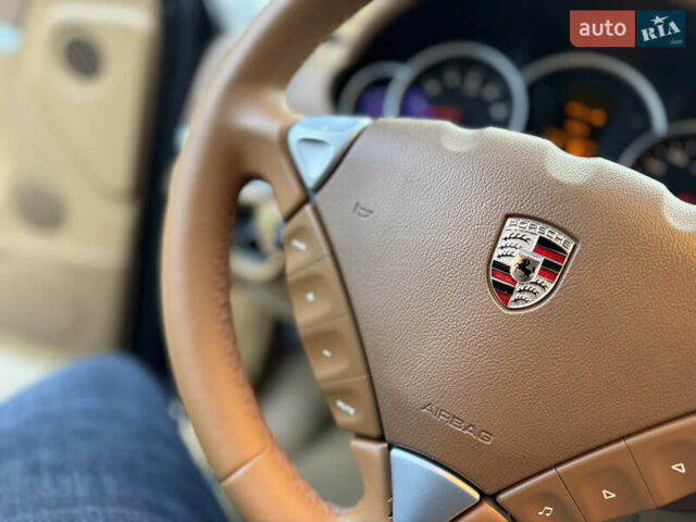 Черный Порше Каен, объемом двигателя 4.8 л и пробегом 178 тыс. км за 8900 $, фото 32 на Automoto.ua