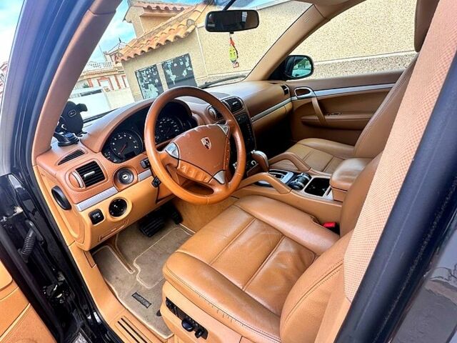 Порше Cayenne 2008 у Житомирі на Automoto.ua Чорний Порше Cayenne, об'ємом двигуна 3.6 л та пробігом 175 тис. км за 9000 $, фото 5 на Automoto.ua