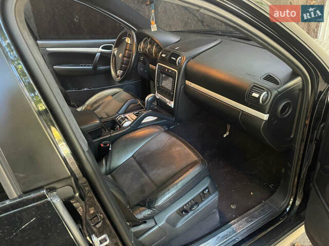 Чорний Порше Cayenne, об'ємом двигуна 4.8 л та пробігом 180 тис. км за 8000 $, фото 9 на Automoto.ua