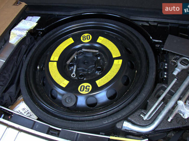 Чорний Порше Cayenne, об'ємом двигуна 4.81 л та пробігом 129 тис. км за 19999 $, фото 22 на Automoto.ua