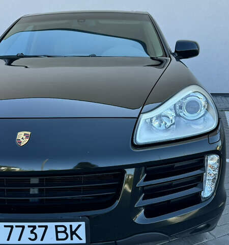 Черный Порше Каен, объемом двигателя 3.6 л и пробегом 160 тыс. км за 13999 $, фото 3 на Automoto.ua