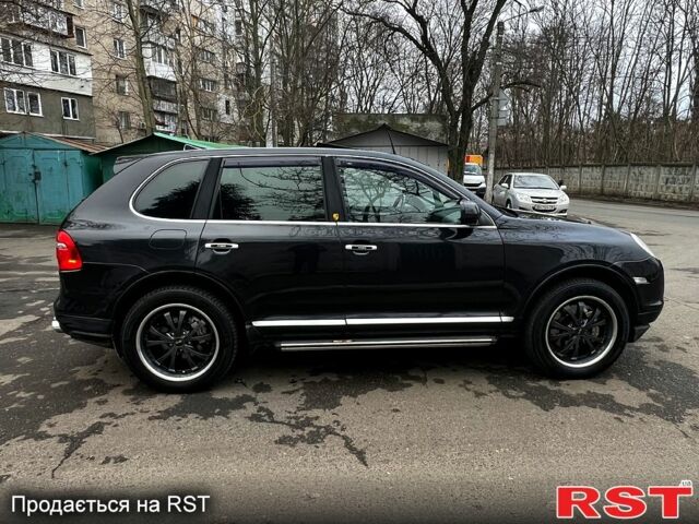 Черный Порше Каен, объемом двигателя 4.8 л и пробегом 214 тыс. км за 12500 $, фото 2 на Automoto.ua