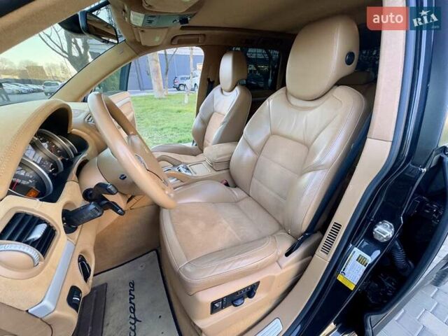 Черный Порше Каен, объемом двигателя 4.81 л и пробегом 181 тыс. км за 10900 $, фото 56 на Automoto.ua