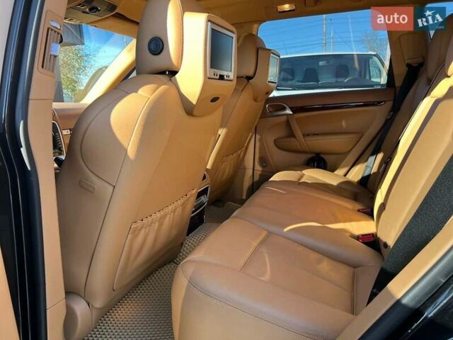 Чорний Порше Cayenne, об'ємом двигуна 4.81 л та пробігом 87 тис. км за 14000 $, фото 3 на Automoto.ua