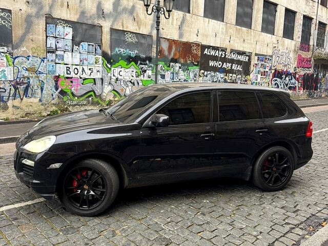 Черный Порше Каен, объемом двигателя 4.8 л и пробегом 140 тыс. км за 7500 $, фото 4 на Automoto.ua