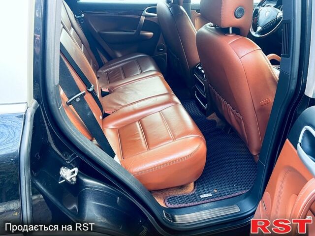 Чорний Порше Cayenne, об'ємом двигуна 4.8 л та пробігом 94 тис. км за 11900 $, фото 11 на Automoto.ua