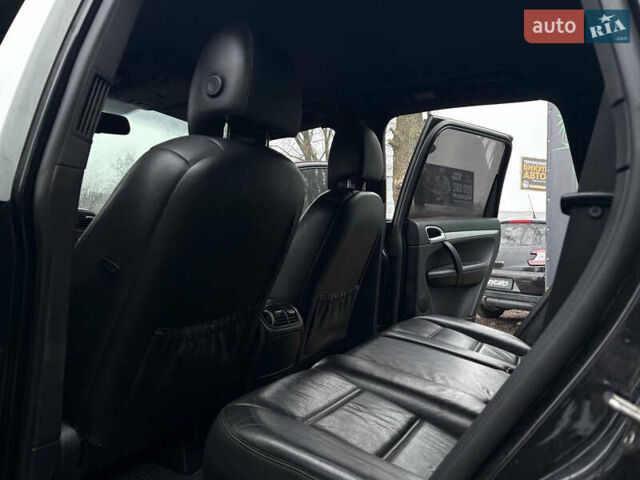 Чорний Порше Cayenne, об'ємом двигуна 3.6 л та пробігом 125 тис. км за 9600 $, фото 12 на Automoto.ua