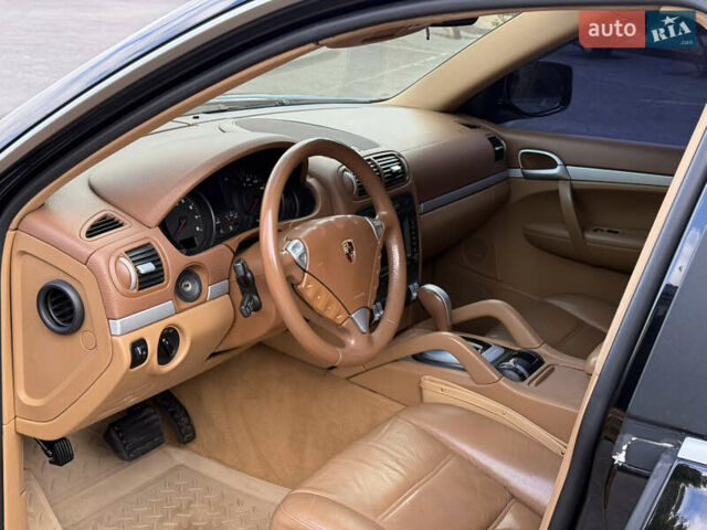 Чорний Порше Cayenne, об'ємом двигуна 3.6 л та пробігом 182 тис. км за 10499 $, фото 13 на Automoto.ua