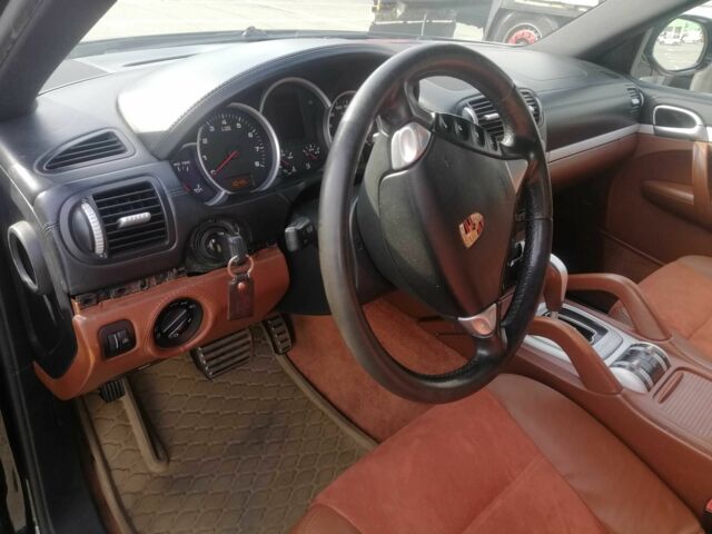 Чорний Порше Cayenne, об'ємом двигуна 4.8 л та пробігом 320 тис. км за 12500 $, фото 21 на Automoto.ua