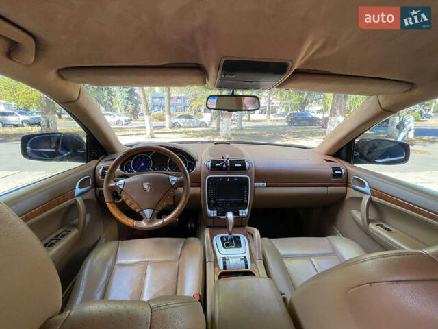 Чорний Порше Cayenne, об'ємом двигуна 4.81 л та пробігом 120 тис. км за 6999 $, фото 3 на Automoto.ua