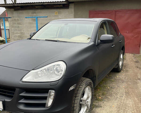 Черный Порше Каен, объемом двигателя 3.6 л и пробегом 245 тыс. км за 13500 $, фото 1 на Automoto.ua