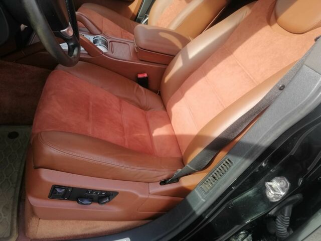 Чорний Порше Cayenne, об'ємом двигуна 4.8 л та пробігом 320 тис. км за 12500 $, фото 6 на Automoto.ua