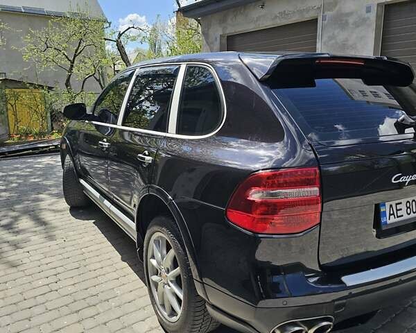 Чорний Порше Cayenne, об'ємом двигуна 4.8 л та пробігом 153 тис. км за 13500 $, фото 4 на Automoto.ua