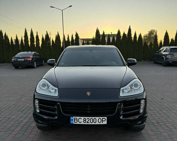 Чорний Порше Cayenne, об'ємом двигуна 3.6 л та пробігом 246 тис. км за 12000 $, фото 1 на Automoto.ua