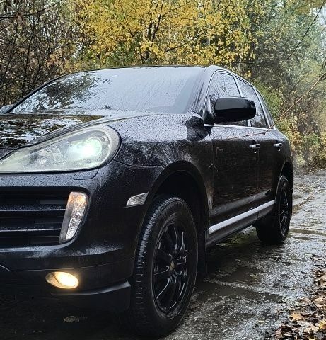 Чорний Порше Cayenne, об'ємом двигуна 3 л та пробігом 123 тис. км за 10992 $, фото 4 на Automoto.ua